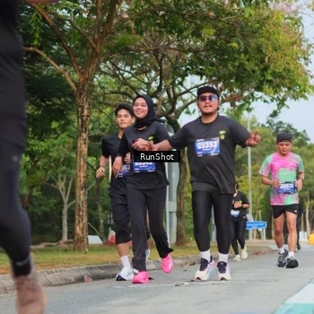 Runner Photo 5686477