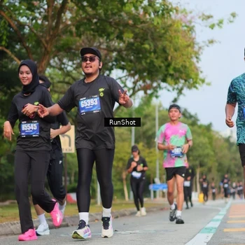 Runner Photo 5686496