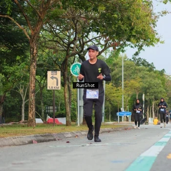 Runner Photo 5686594