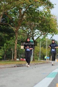 Runner Photo 5686619