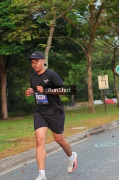 Runner Photo 5686631