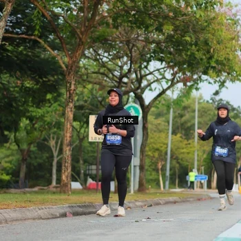 Runner Photo 5686643