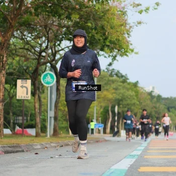 Runner Photo 5686663