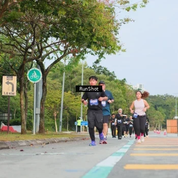 Runner Photo 5686672