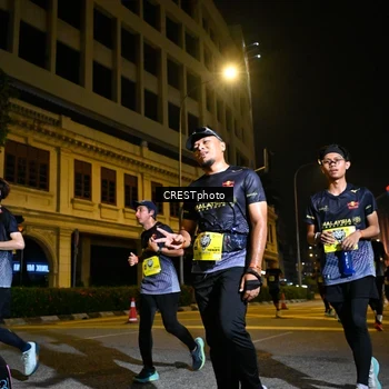 Runner Photo 5686675
