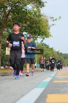 Runner Photo 5686715