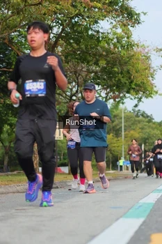 Runner Photo 5686735