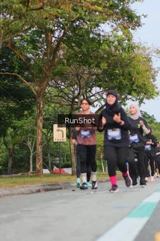 Runner Photo 5686788