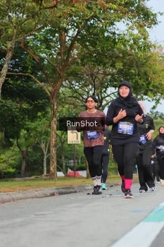 Runner Photo 5686789
