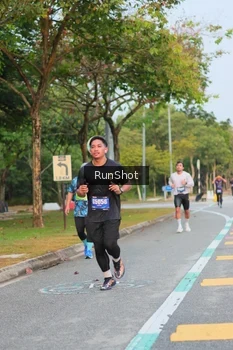Runner Photo 5686798