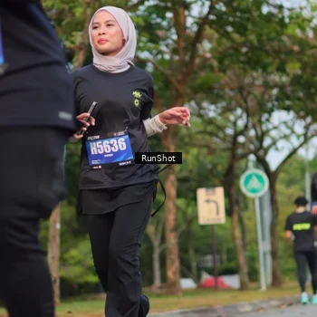 Runner Photo 5686845