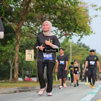Runner Photo 5686924