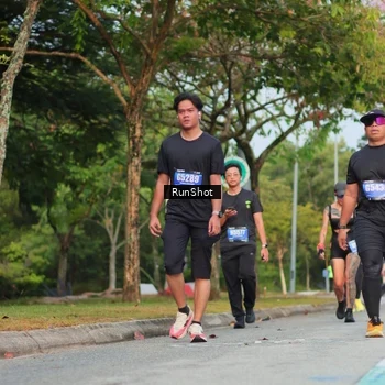 Runner Photo 5686972