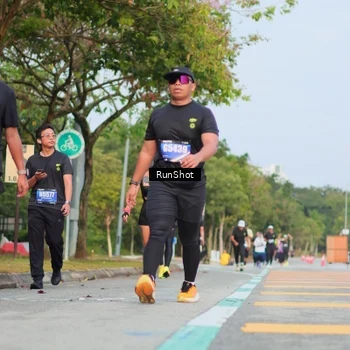 Runner Photo 5686974
