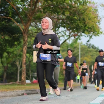 Runner Photo 5686978