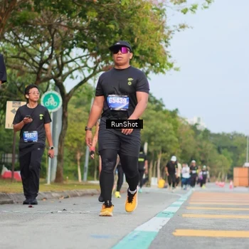 Runner Photo 5686979