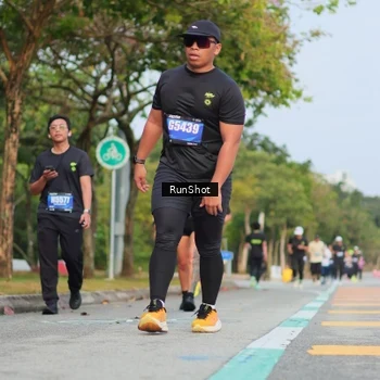 Runner Photo 5686999