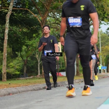 Runner Photo 5687034