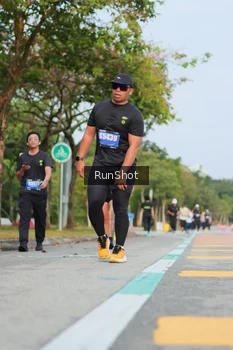 Runner Photo 5687054
