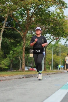Runner Photo 5687065