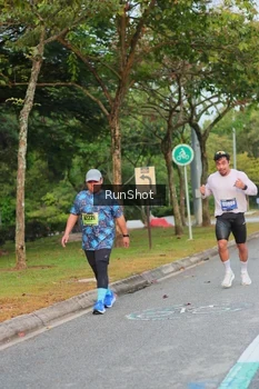 Runner Photo 5687070