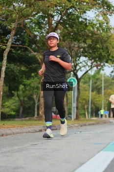 Runner Photo 5687087