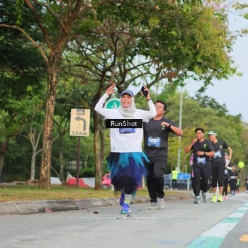 Runner Photo 5687101