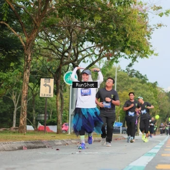 Runner Photo 5687103