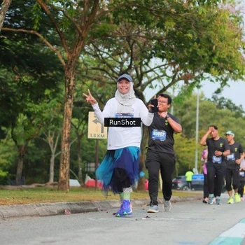 Runner Photo 5687106