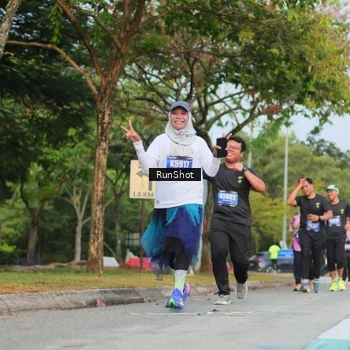 Runner Photo 5687109