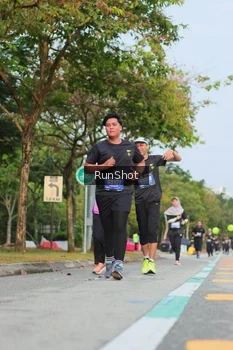Runner Photo 5687187