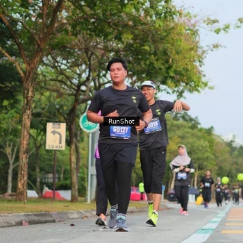 Runner Photo 5687195