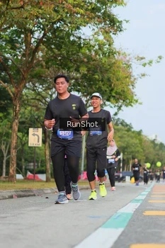 Runner Photo 5687229