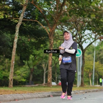 Runner Photo 5687246