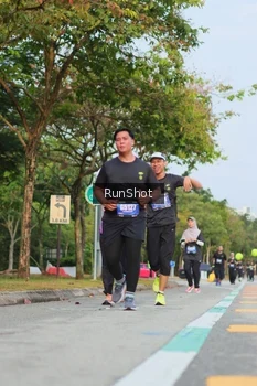 Runner Photo 5687295