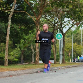 Runner Photo 5687303