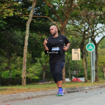 Runner Photo 5687318