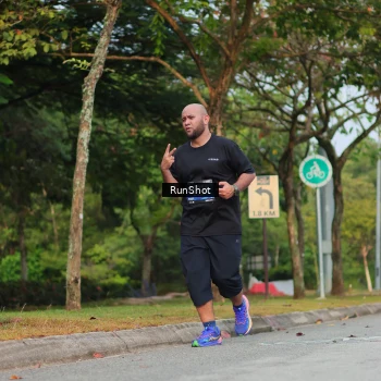 Runner Photo 5687324