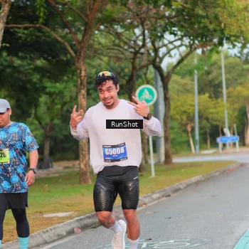 Runner Photo 5687334