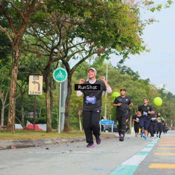 Runner Photo 5687343