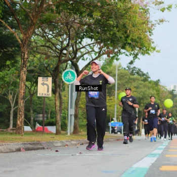 Runner Photo 5687349