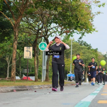 Runner Photo 5687350
