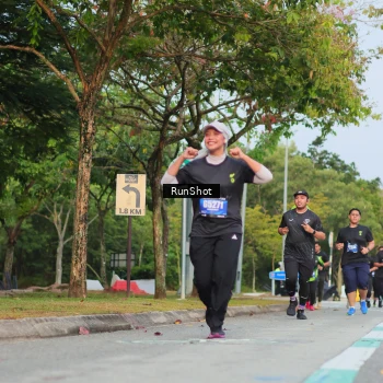 Runner Photo 5687360