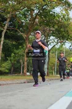 Runner Photo 5687400