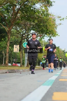 Runner Photo 5687428
