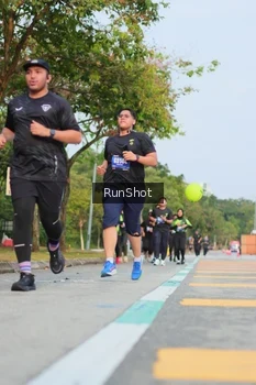 Runner Photo 5687436