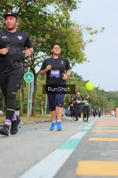 Runner Photo 5687439