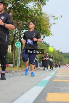 Runner Photo 5687443