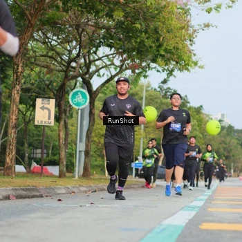 Runner Photo 5687454