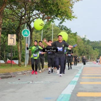 Runner Photo 5687460